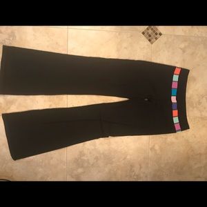 Lululemon colorblock groove pant size 6